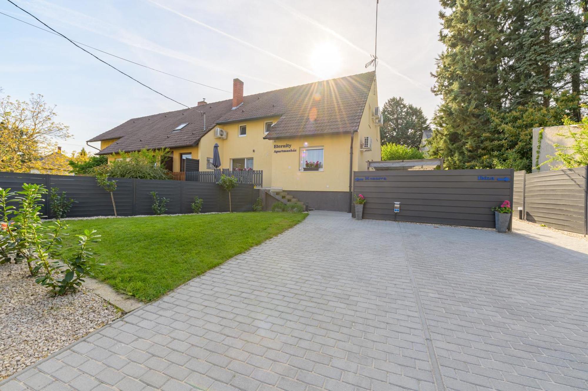 Eternity Apartmanhaz Keszthely Eksteriør billede